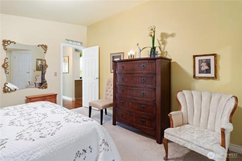 6680 NE Aquarius Lane Bremerton WA 98311