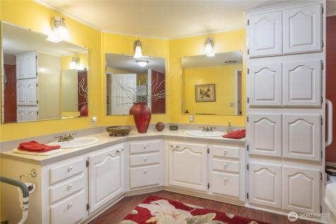6680 NE Aquarius Lane Bremerton WA 98311