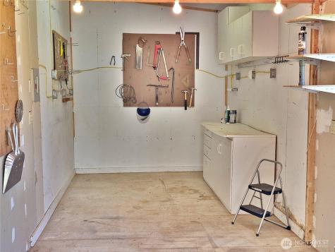 6680 NE Aquarius Lane Bremerton WA 98311