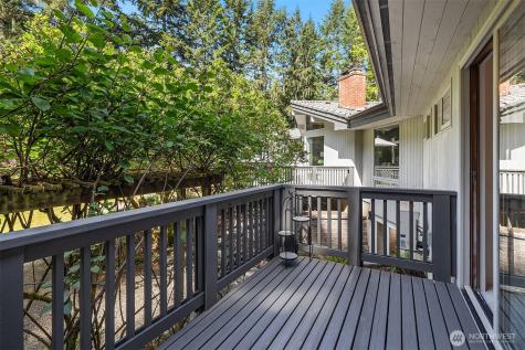 7575 NE New Brooklyn Road Bainbridge Island WA 98110