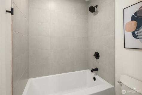 7575 NE New Brooklyn Road Bainbridge Island WA 98110