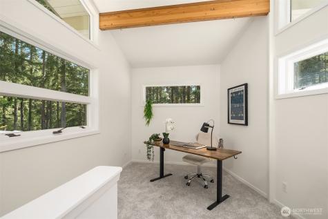 7575 NE New Brooklyn Road Bainbridge Island WA 98110