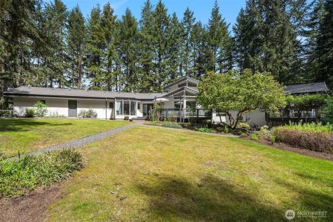 7575 NE New Brooklyn Road Bainbridge Island WA 98110