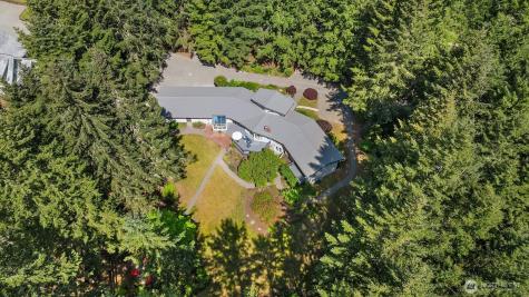7575 NE New Brooklyn Road Bainbridge Island WA 98110