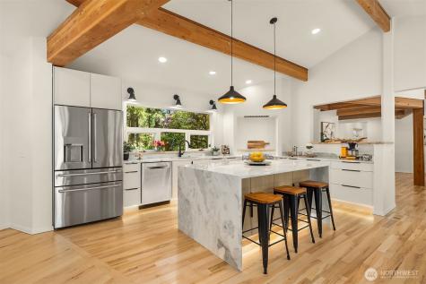 7575 NE New Brooklyn Road Bainbridge Island WA 98110