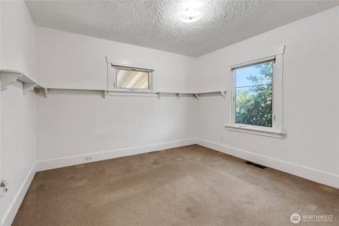 864 S Fife Street Tacoma WA 98405