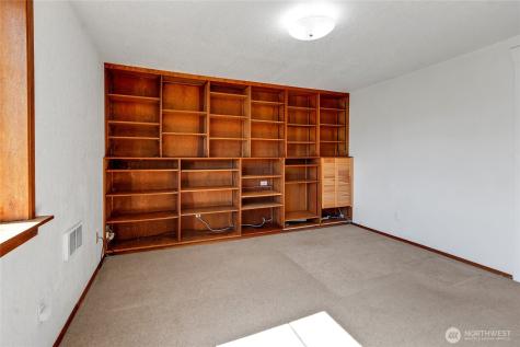 864 S Fife Street Tacoma WA 98405