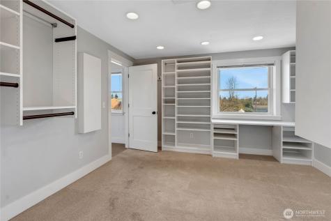 864 S Fife Street Tacoma WA 98405