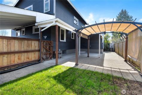 864 S Fife Street Tacoma WA 98405