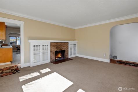 864 S Fife Street Tacoma WA 98405