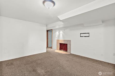 30445 188th Avenue SE Kent WA 98042