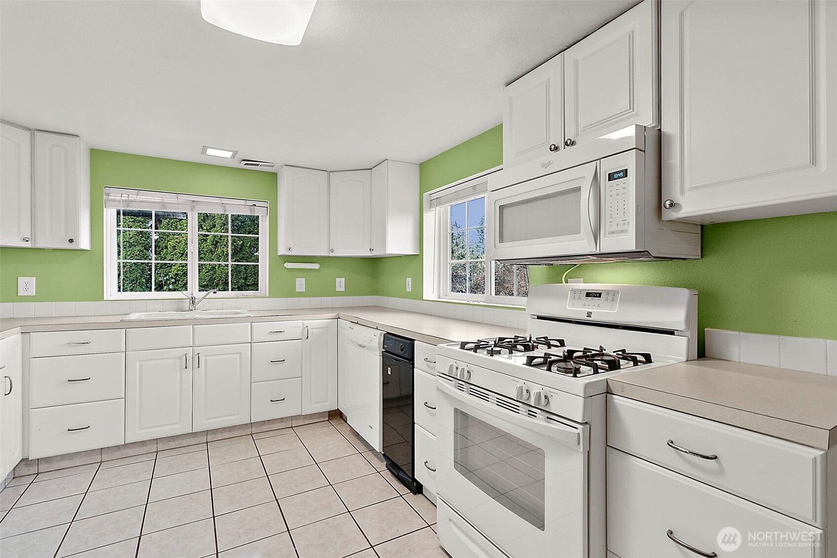 30445 188th Avenue SE Kent WA 98042
