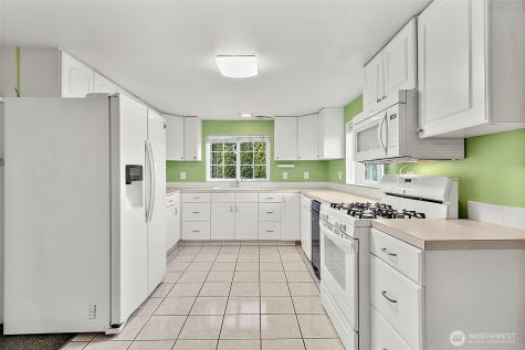 30445 188th Avenue SE Kent WA 98042
