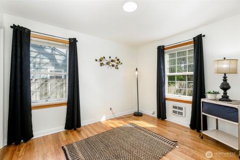 12434 12th Avenue S Burien WA 98168
