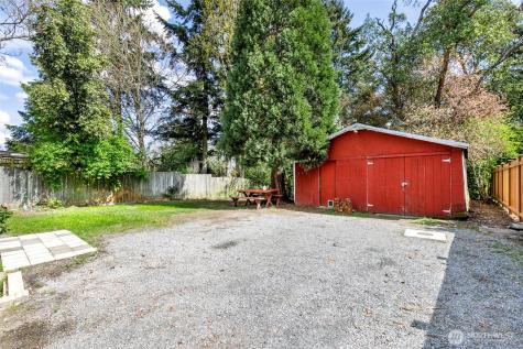 12434 12th Avenue S Burien WA 98168