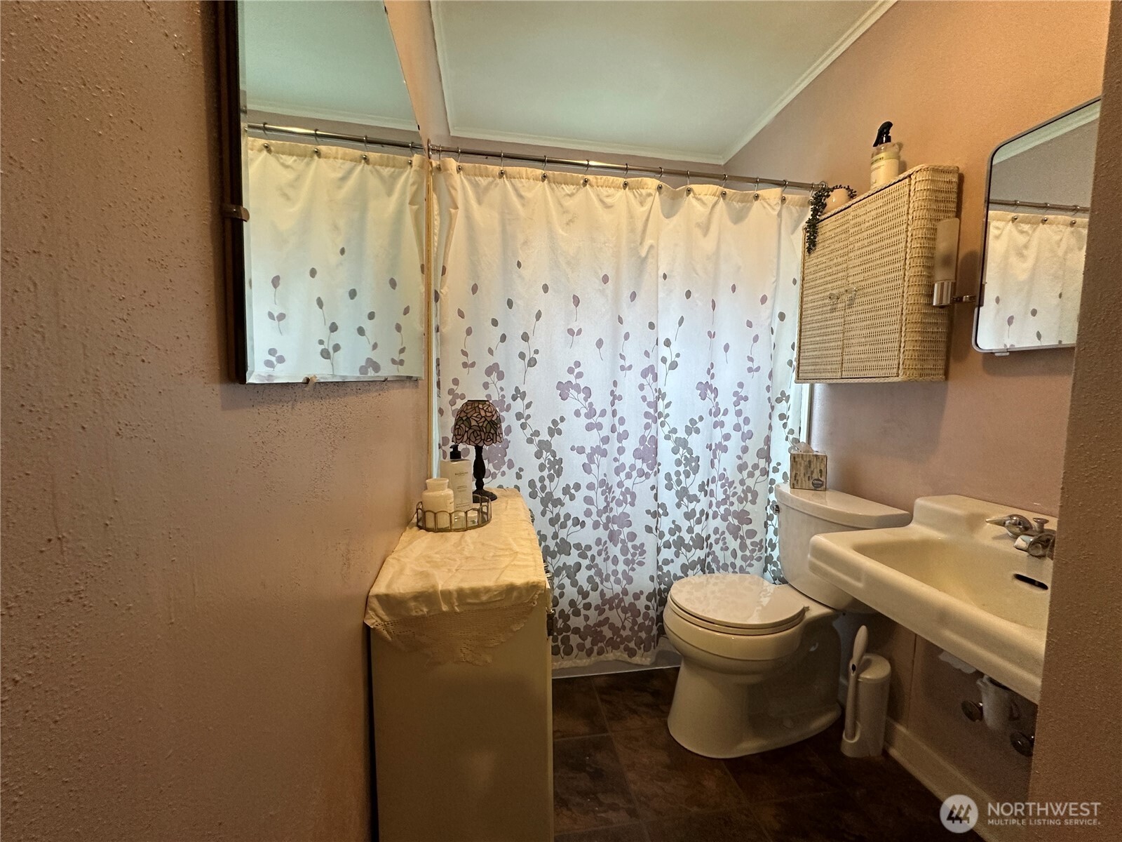 615 E Spruce Montesano WA 98563