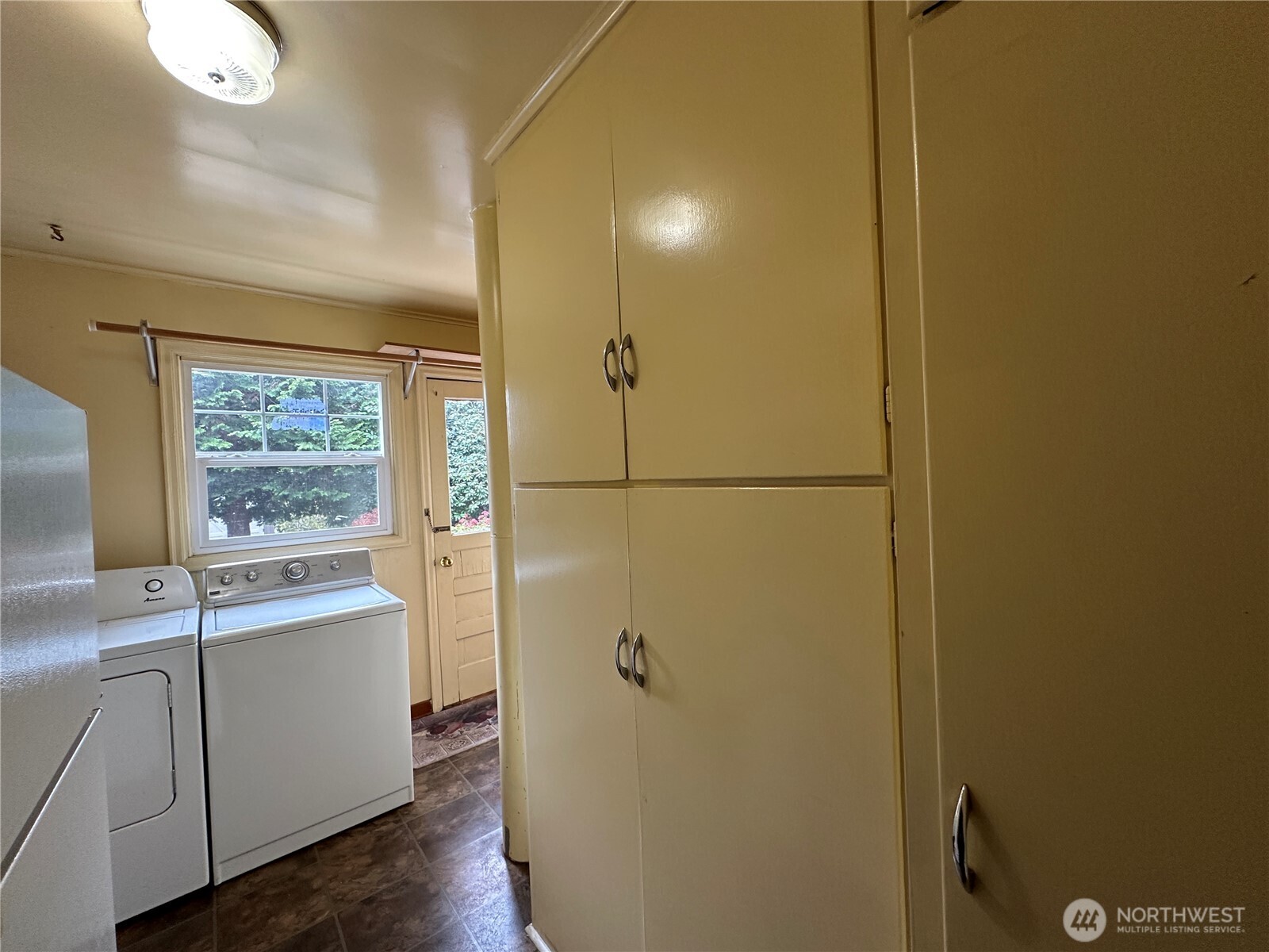 615 E Spruce Montesano WA 98563