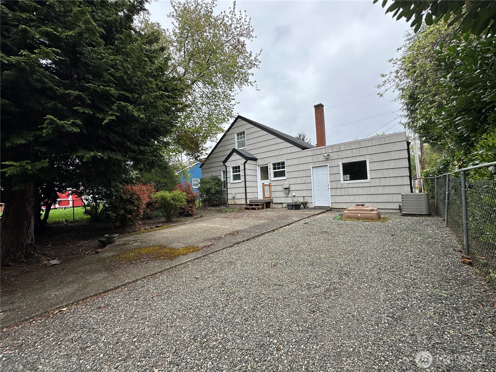 615 E Spruce Montesano WA 98563