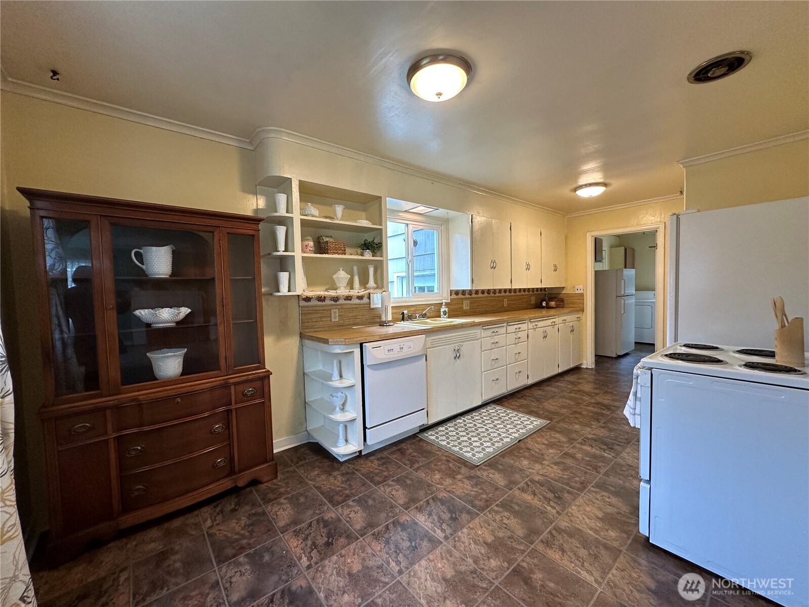 615 E Spruce Montesano WA 98563