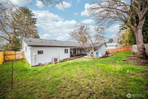 10417 NW 24th Avenue Vancouver WA 98685
