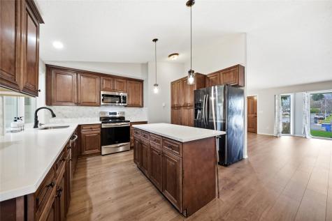 10417 NW 24th Avenue Vancouver WA 98685