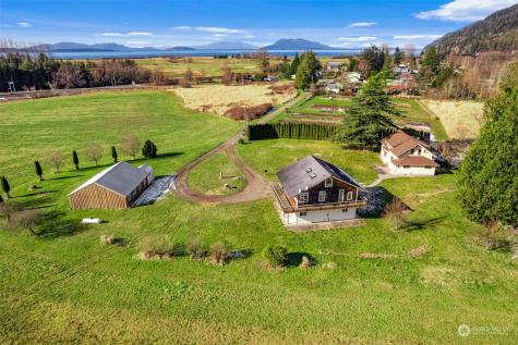 3728 Washington Street Bow WA 98232