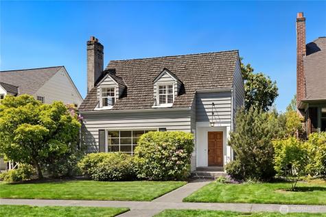 3863 44th Avenue NE Seattle WA 98105