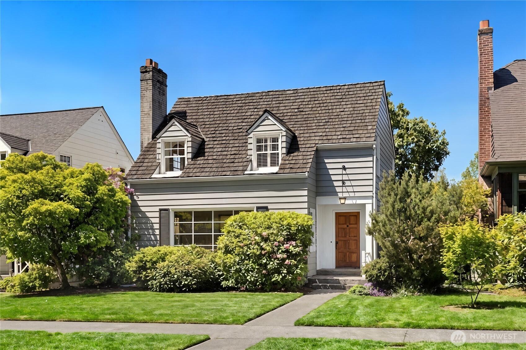 3863 44th Avenue NE Seattle WA 98105