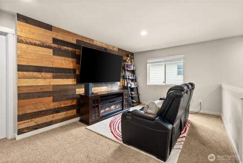 351 S Sergeant Street Buckley WA 98321