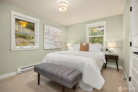 7204 NE Baker Hill Road Bainbridge Island WA 98110