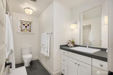 7204 NE Baker Hill Road Bainbridge Island WA 98110