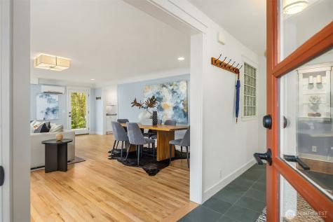 7204 NE Baker Hill Road Bainbridge Island WA 98110