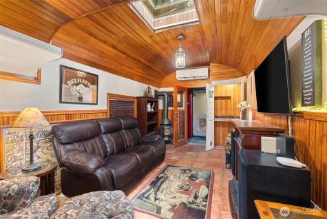 204 Ocean Boulevard Ocean City WA 98569