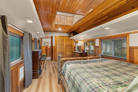 204 Ocean Boulevard Ocean City WA 98569
