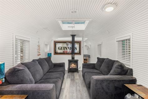 204 Ocean Boulevard Ocean City WA 98569
