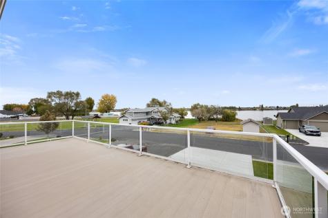 8261 Diamond Point Circle NE Moses Lake WA 98837