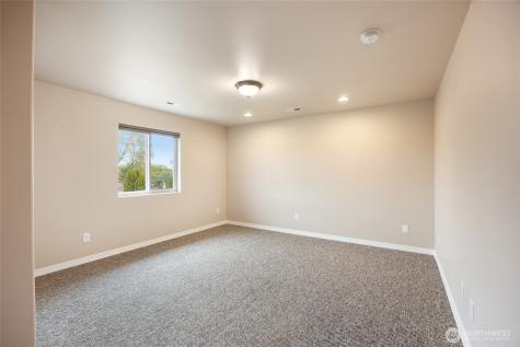 8261 Diamond Point Circle NE Moses Lake WA 98837