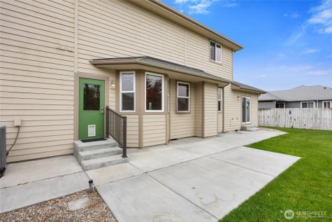8261 Diamond Point Circle NE Moses Lake WA 98837