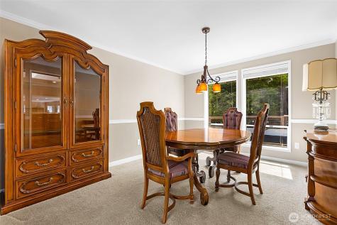 31015 W Lake Morton Drive SE Kent WA 98042