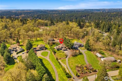 31015 W Lake Morton Drive SE Kent WA 98042