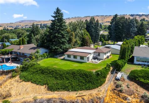 2434 NW Alan Avenue East Wenatchee WA 98802