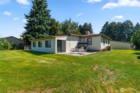 2434 NW Alan Avenue East Wenatchee WA 98802