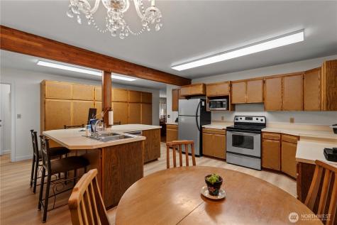 2434 NW Alan Avenue East Wenatchee WA 98802