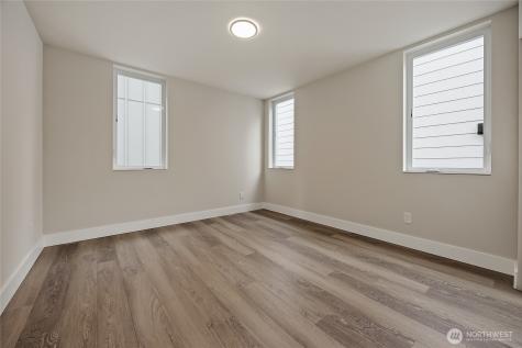 910 15th Avenue Seattle WA 98122