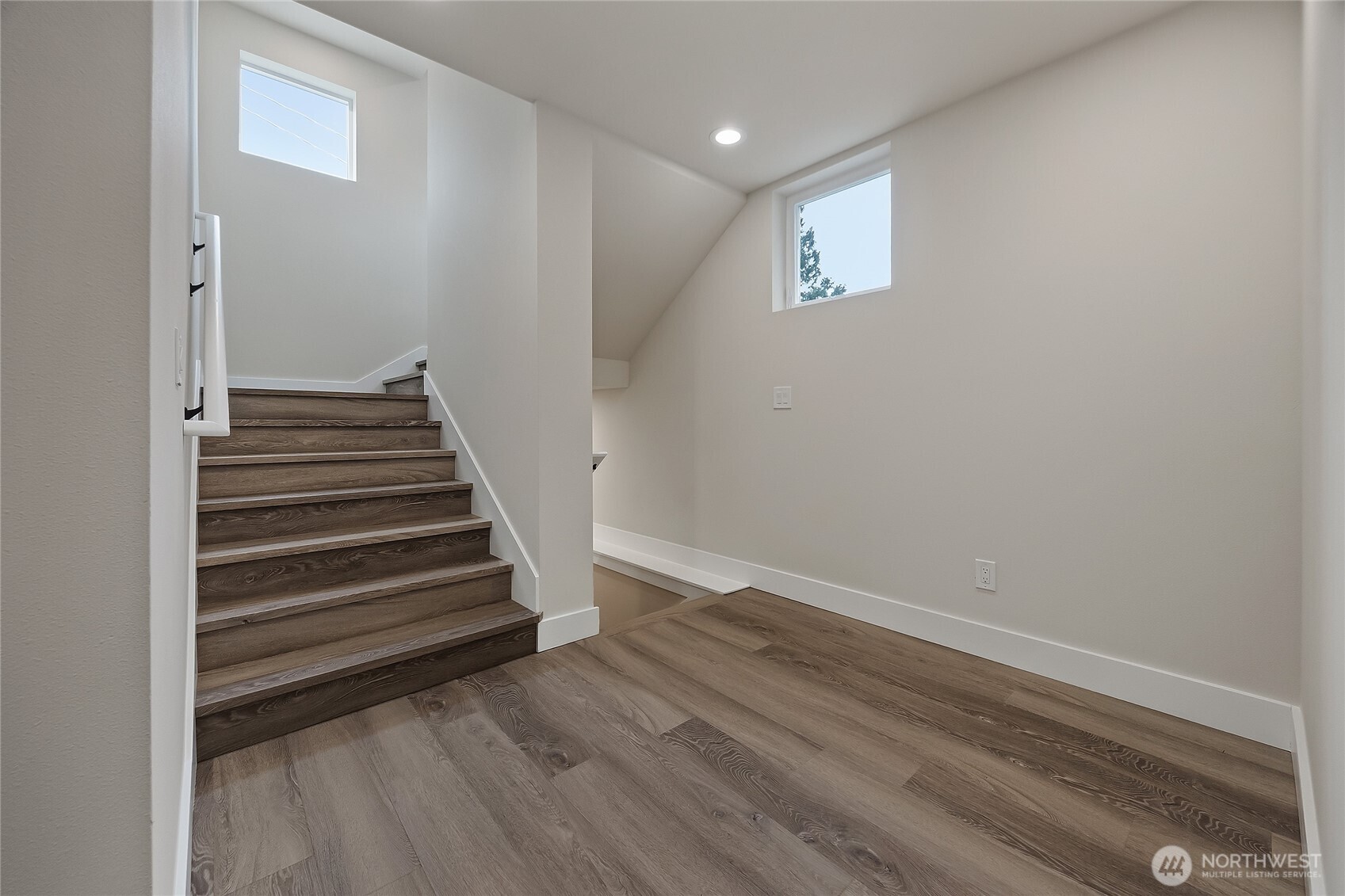 910 15th Avenue Seattle WA 98122