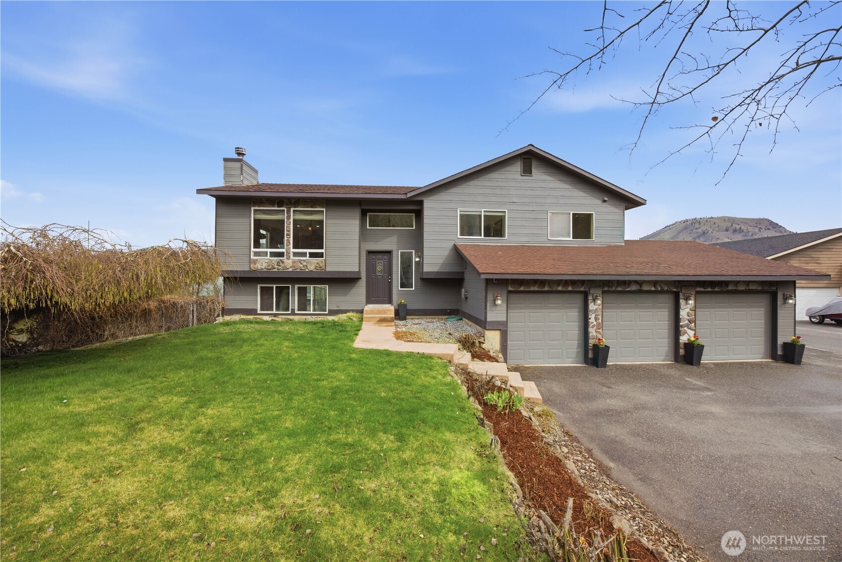 109 Nelmida Lane Chelan WA 98816