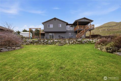 109 Nelmida Lane Chelan WA 98816