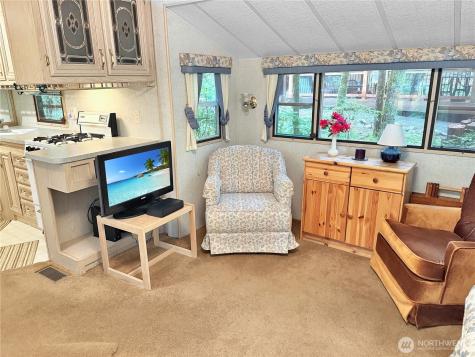 158 E Big River Boulevard Deming WA 98244