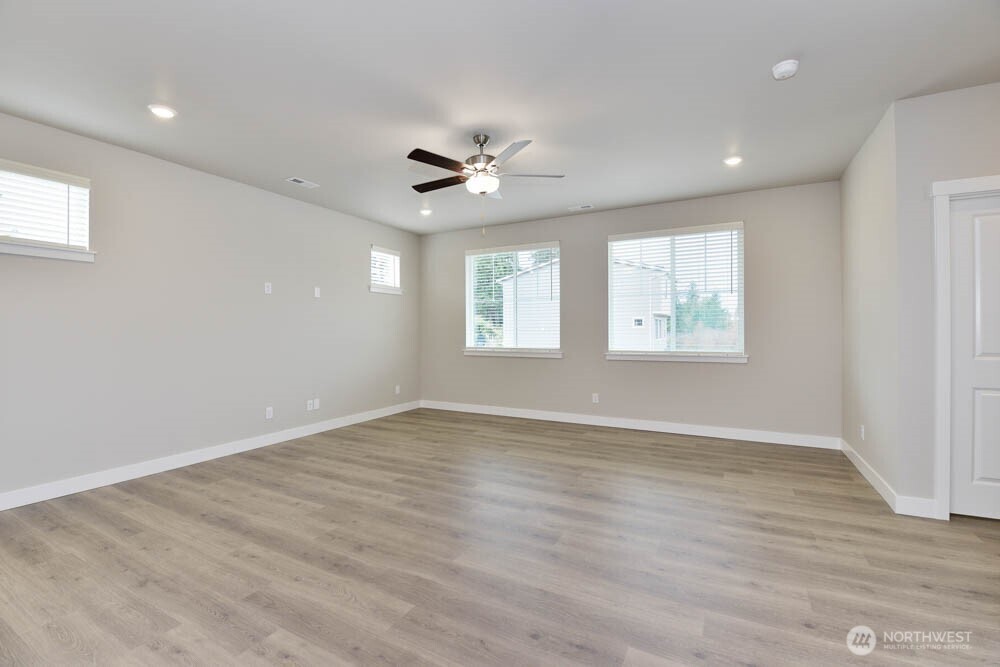 8741 151st Street E Puyallup WA 98375