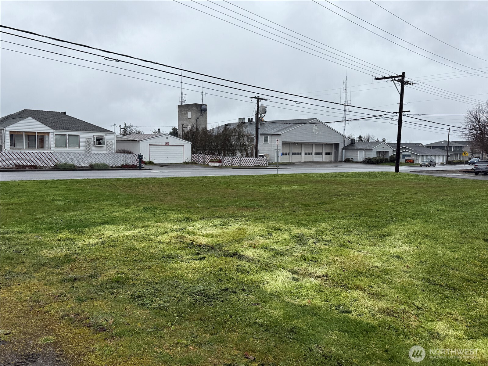 490 W Spruce Street Sequim WA 98382